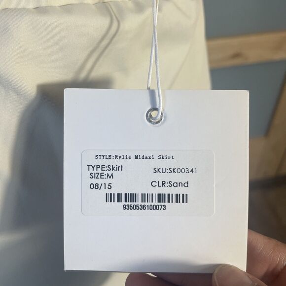 Meshki Basics Rylie Midi Skirt M Pencil Stretchy Boho Festival - Picture 4 of 7